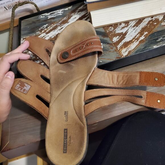 Clarks Collections Sandals Soft Cushion 3 Strap Adjustable Slide On US W12 - Picture 7 of 9